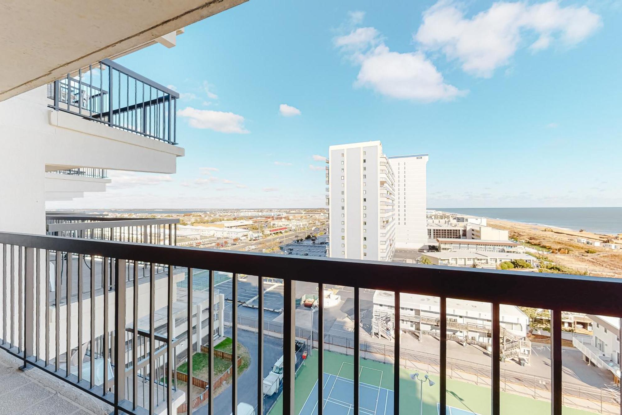 Sea Watcher Ocean City Bilik gambar